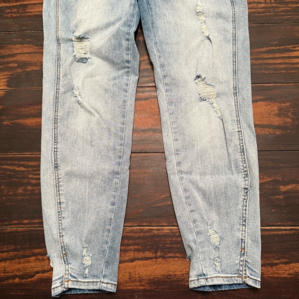 KanCan Light Wash Skinny Jeans - Picture 2 of 6